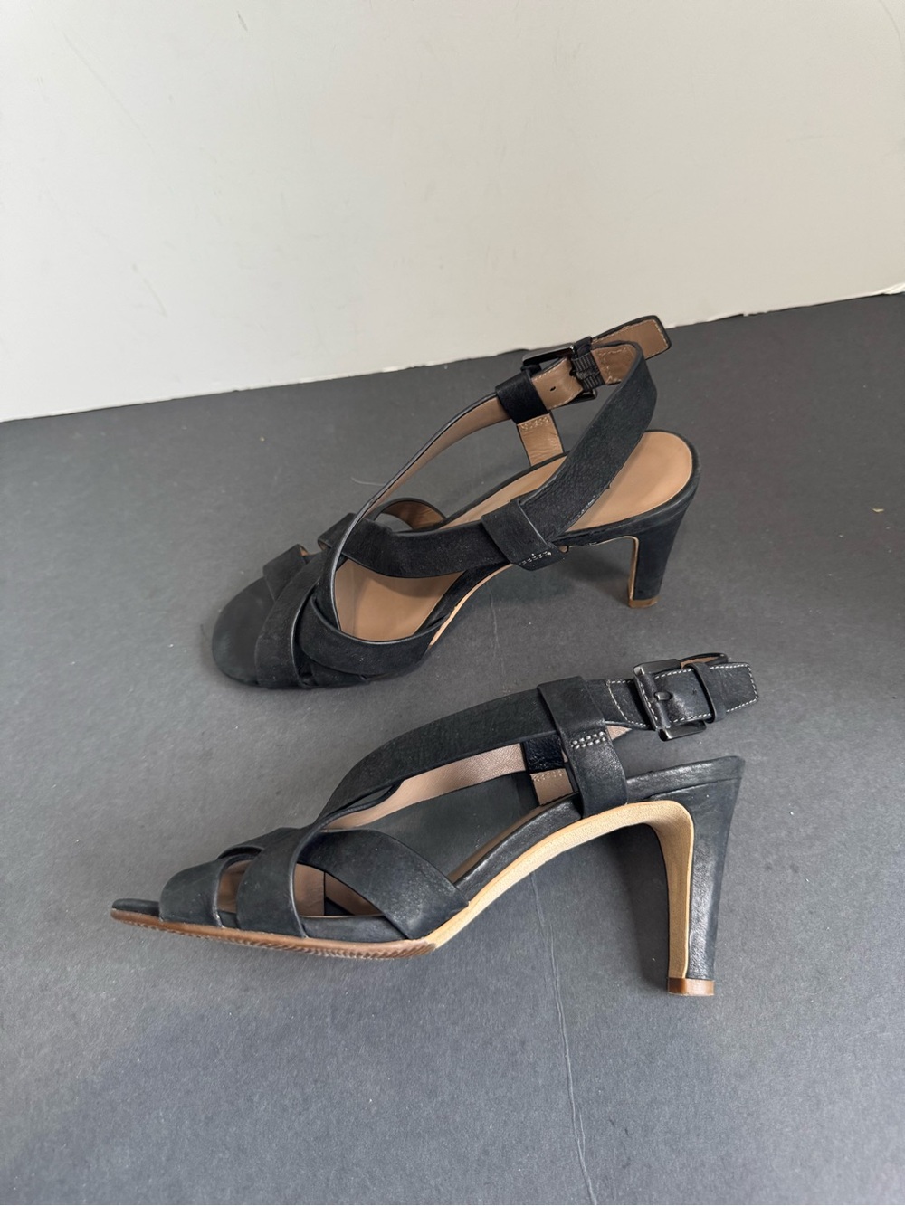 Ecco Black Leather Strappy Heeled Sandals. EU 37 - Picture 6 of 11